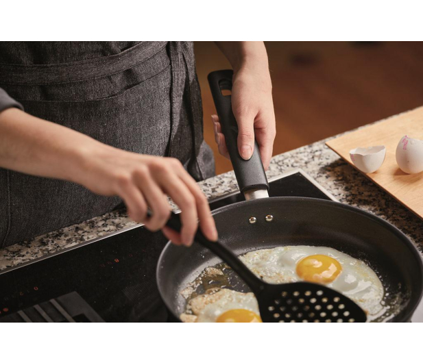 FISKARS Patelnia 20 cm HARD FACE (1052221) - 1379413 - zdjęcie 5